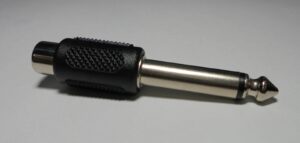 ADAPTADOR MONO JACK MACHO 6,35MM /RCA HEMBRA