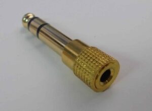ADAPTADOR JACK DE 3,5 A 6,3MM MACHO, DORADO